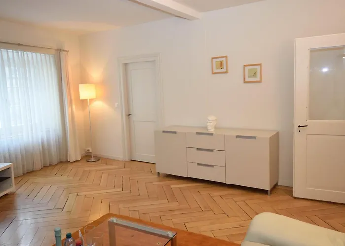 1br Flat In Historical Center - Symbol 3