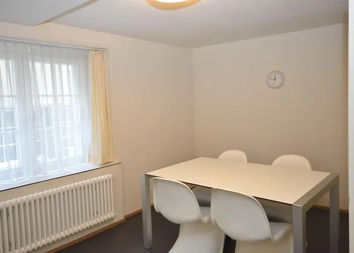 1br Flat In Historical Center - Symbol 3 Apartment *