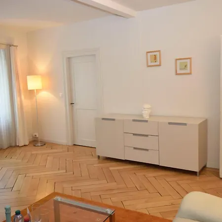1br Flat In Historical Center - Symbol 3