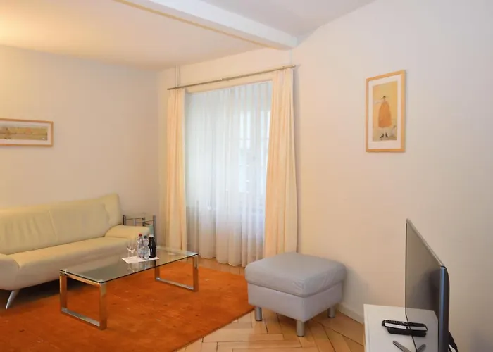 Apartman 1br Flat In Historical Center - Symbol 3 Zürich